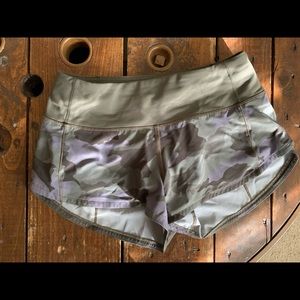 Lululemon Speed Up 2.5” size 0